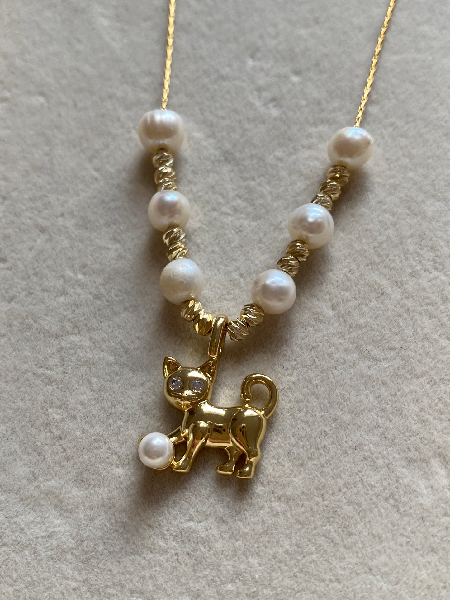 Le chat Necklace